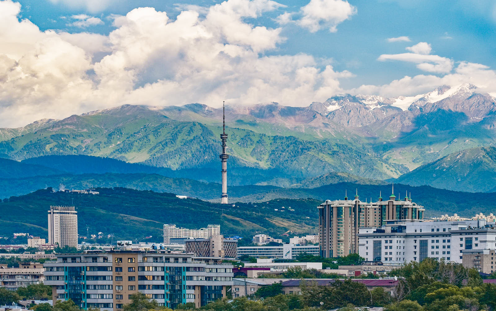 20 евро — минимальный бюджет на день в Алматы