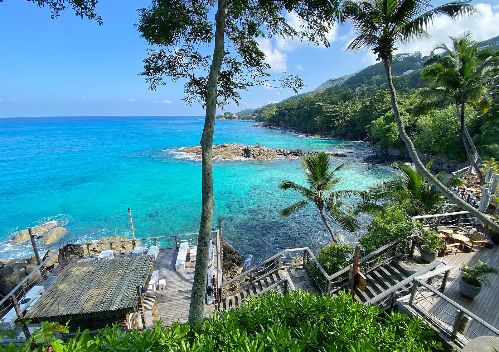 Hilton Seychelles Northolme Resort & Spa находится рядом с одним из самых популярных пляжей на севере острова Бу Валон