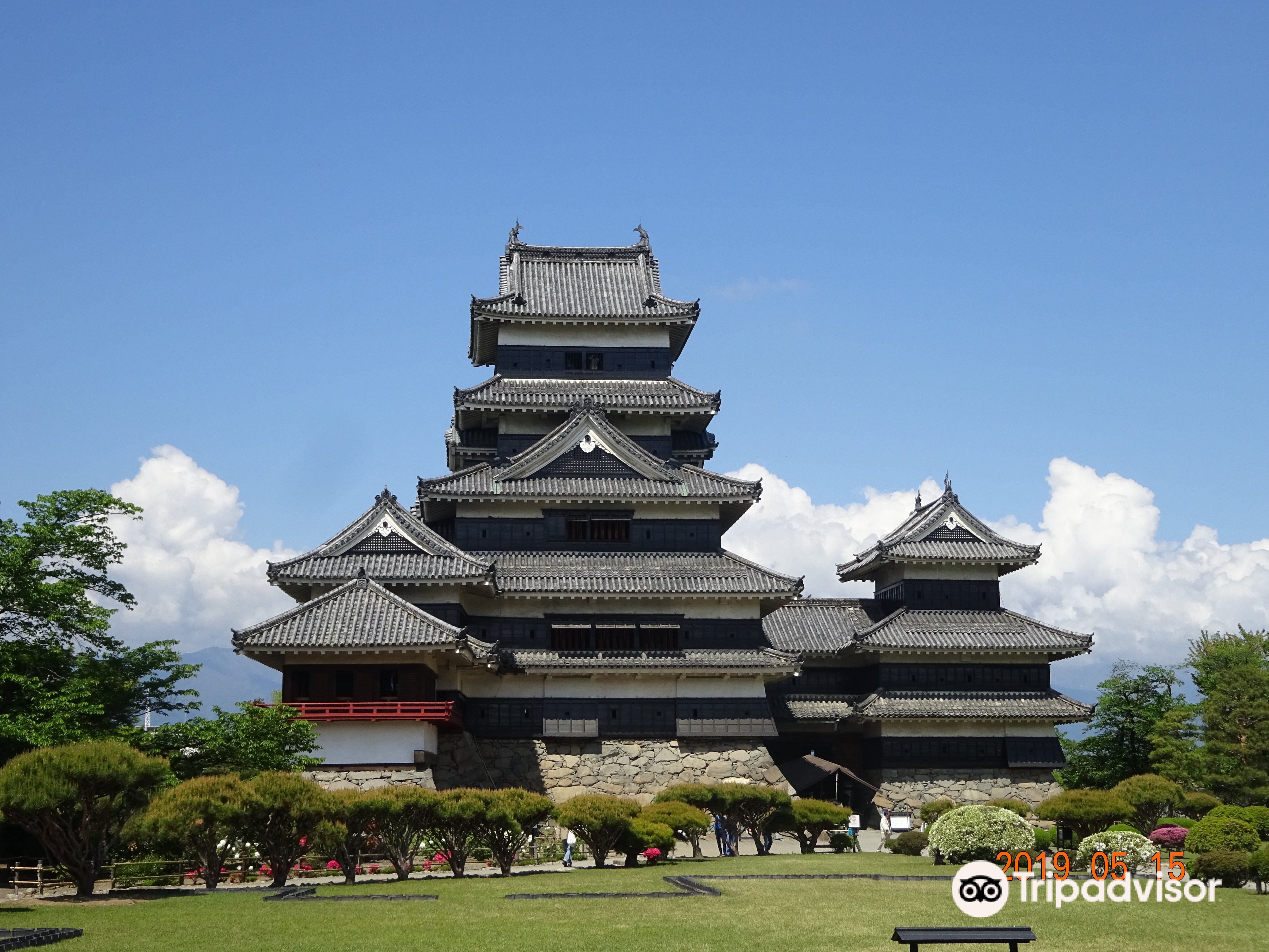 Matsumoto Castle Park