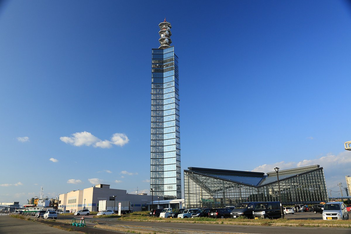 Michi-no-Eki Akita Port