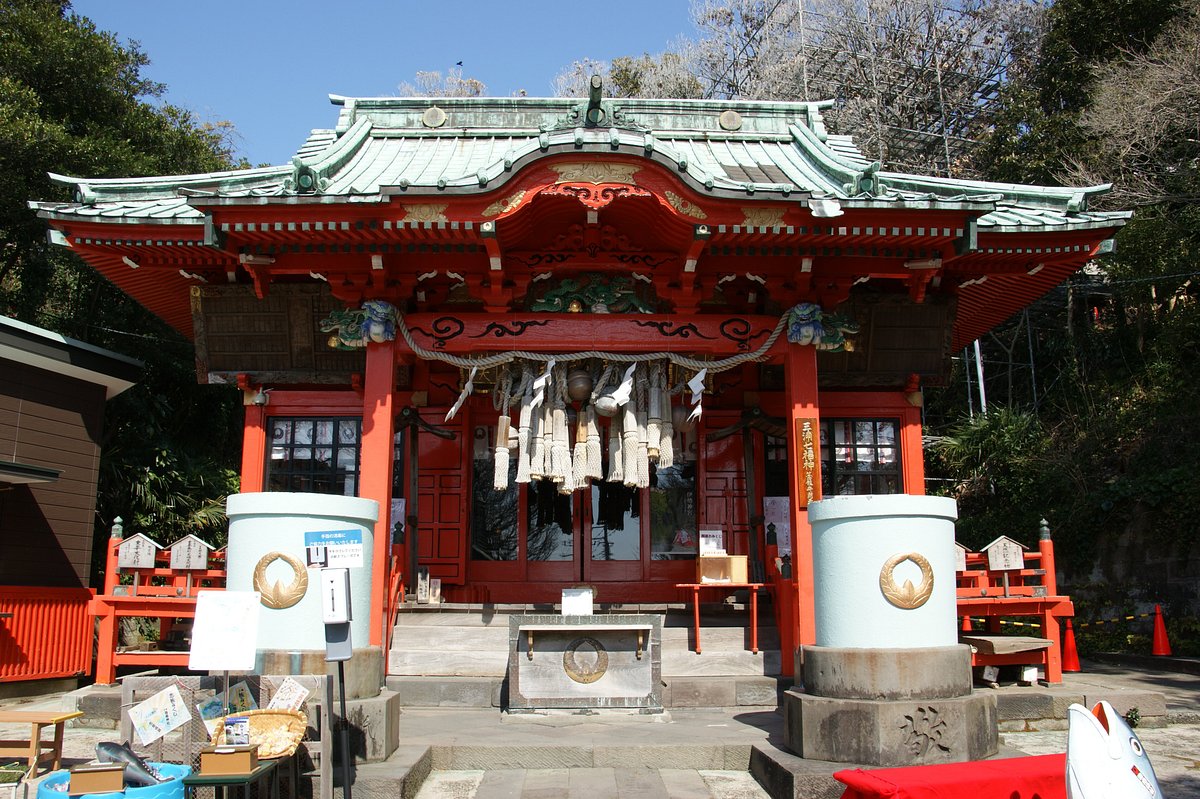 Kainan Shrine