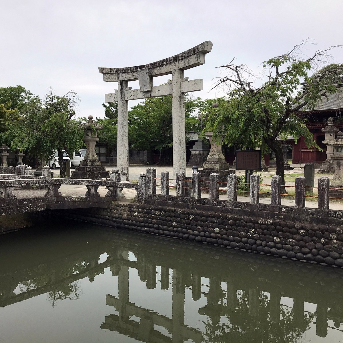 Streets of Shirakabe Dozozukuri