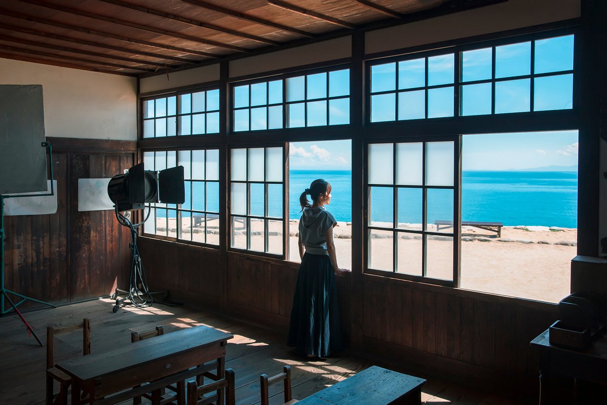 Movie Village of 24-no-Hitomi cover image