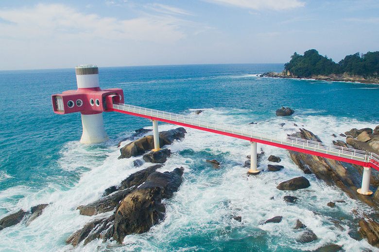 Ashizuri Underwater Observation Tower cover image