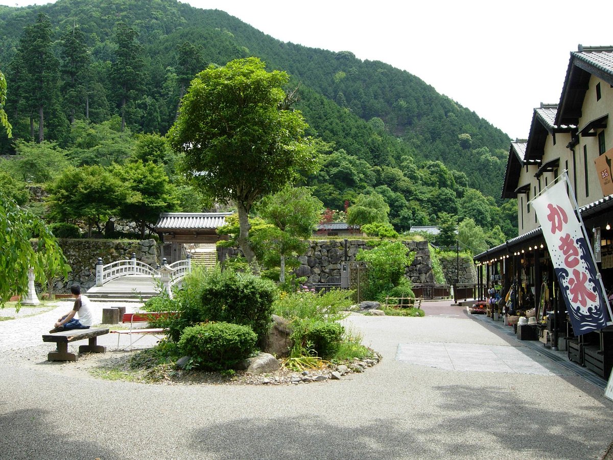 Izushi Castle Town