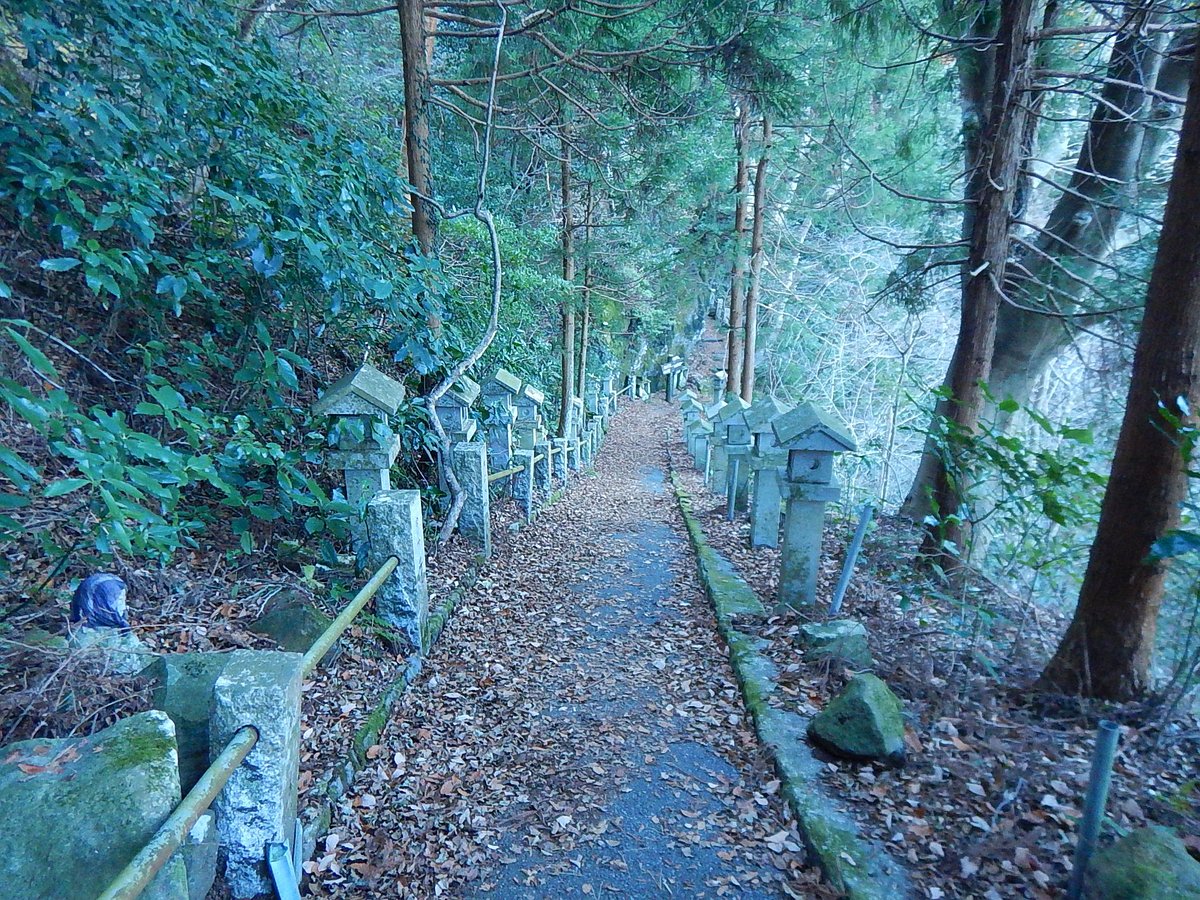 Shishido Iwaya Caves