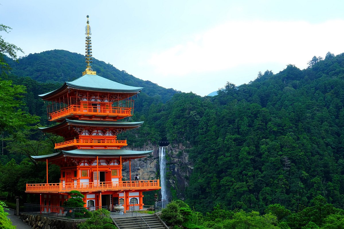 Kumano Nachi Taisha