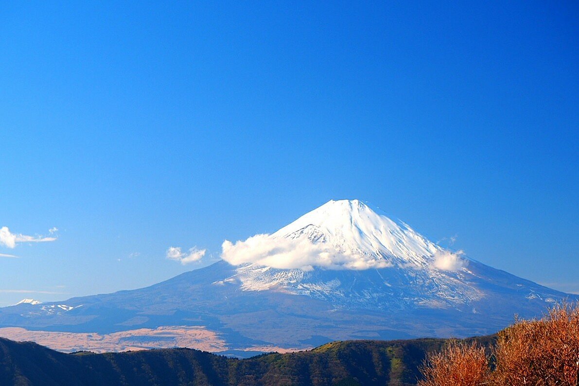 Owaku-dani Valley cover image