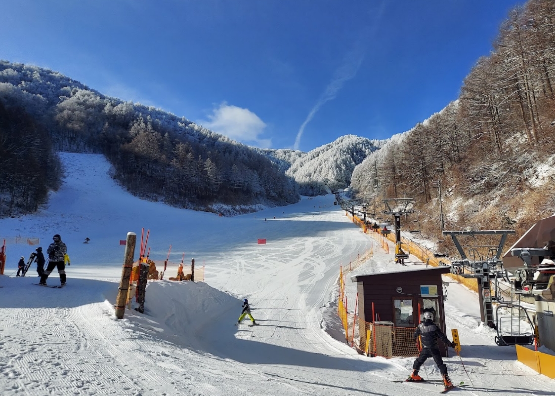 Takeshi Banshogahara Ski Area cover image