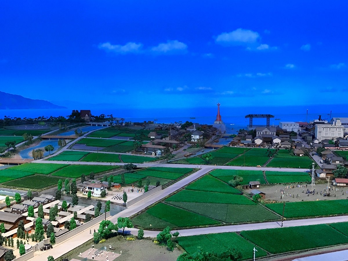 Tsuruga Red Brick Warehouse