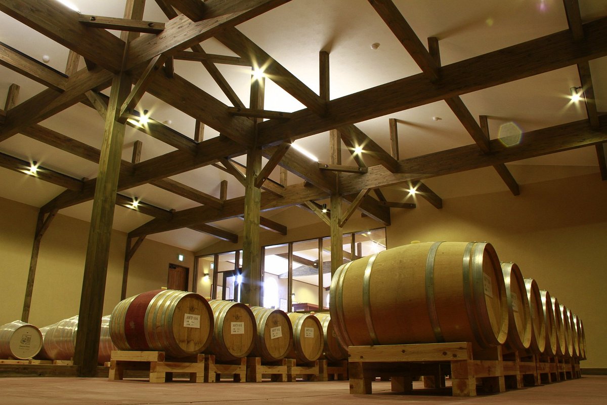 Azumino Winery cover image