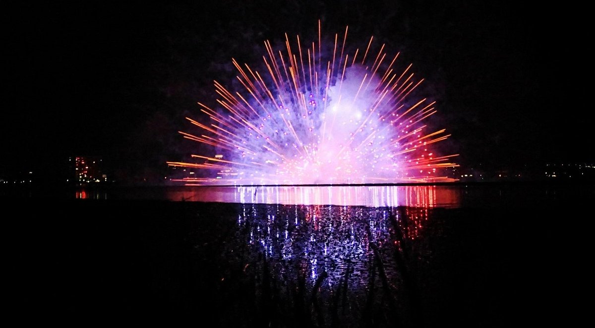 Lake Suwa Fireworks cover image