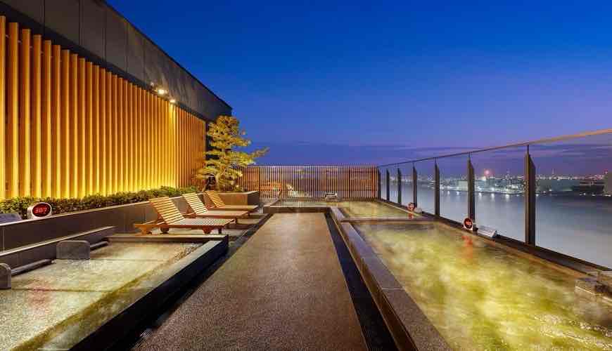 Izumi Tenku no Yu Flughafen Haneda