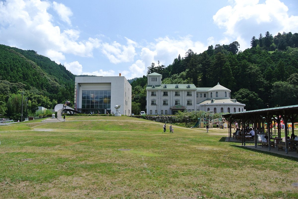 Kami City Takashi Yanase Memorial Museum Anpanman Museum cover image