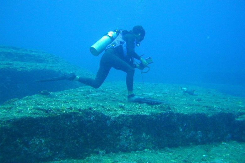 Yonaguni-jima Kaitei Chikei (Yonaguni Monument) cover image