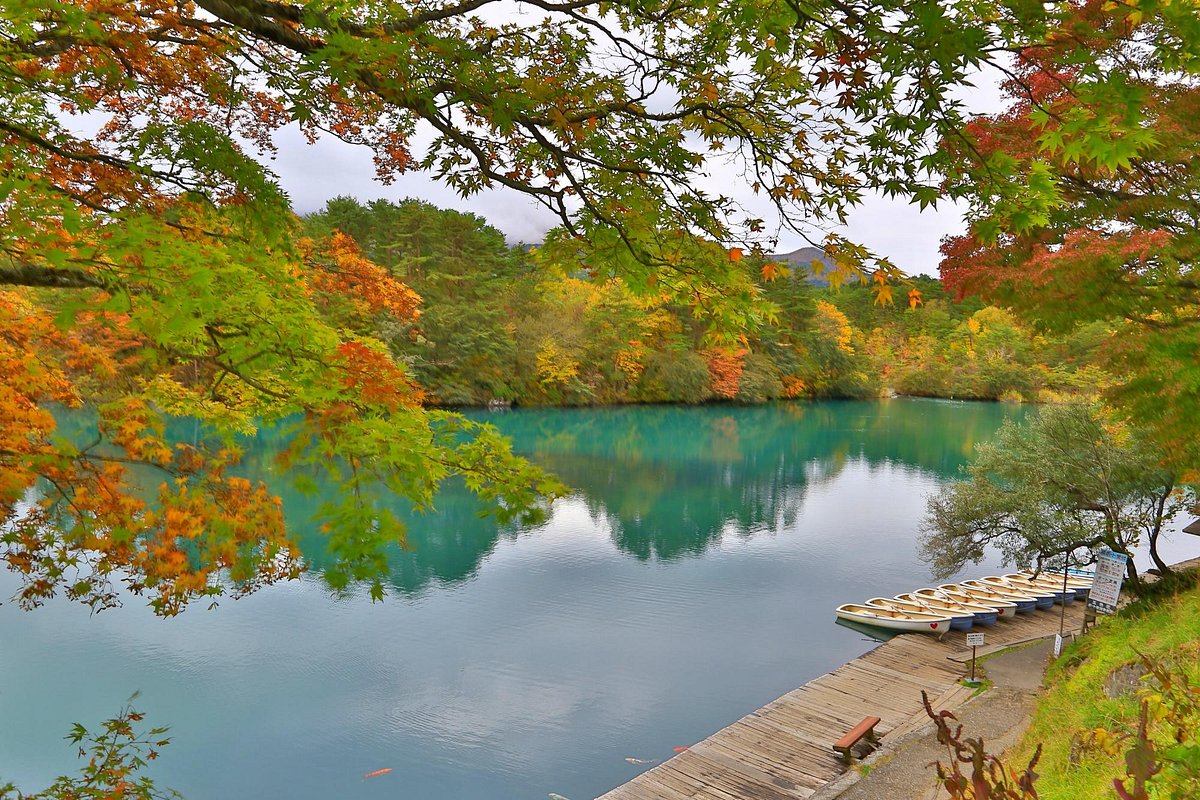 Goshikinuma Lake
