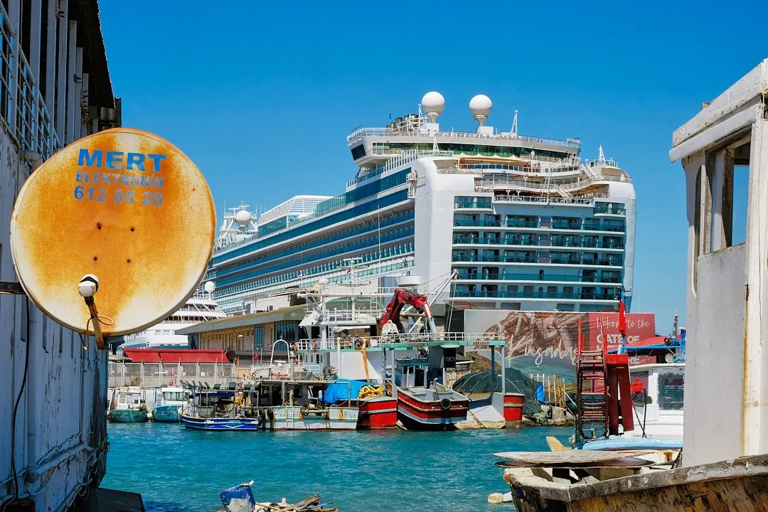 Kusadasi cruise ship
