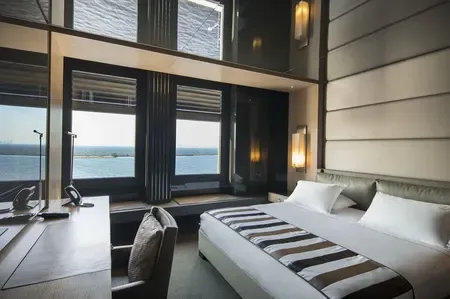 Key Hotel