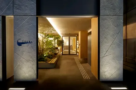 Tsuki Tokyo