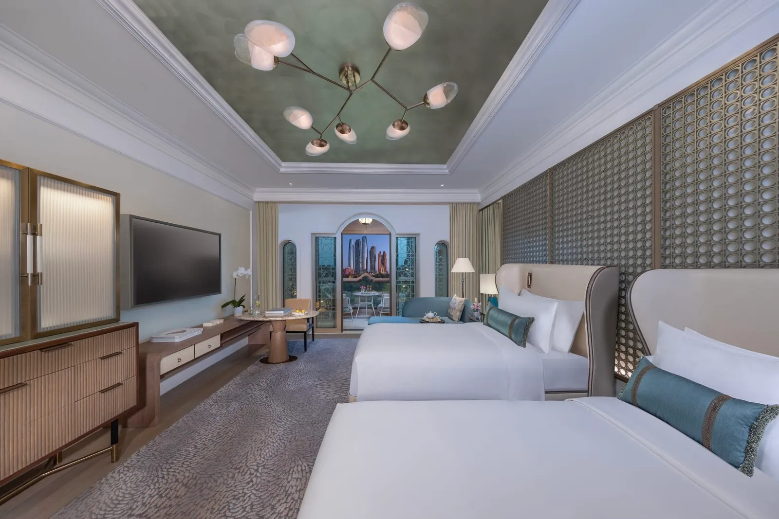 Emirates Palace Mandarin Oriental, Abu Dhabi photo 1