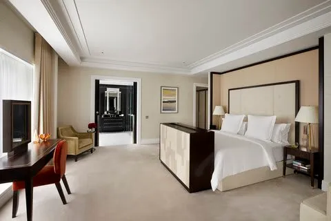 Four Seasons Hotel London at Tower Bridge photo 4