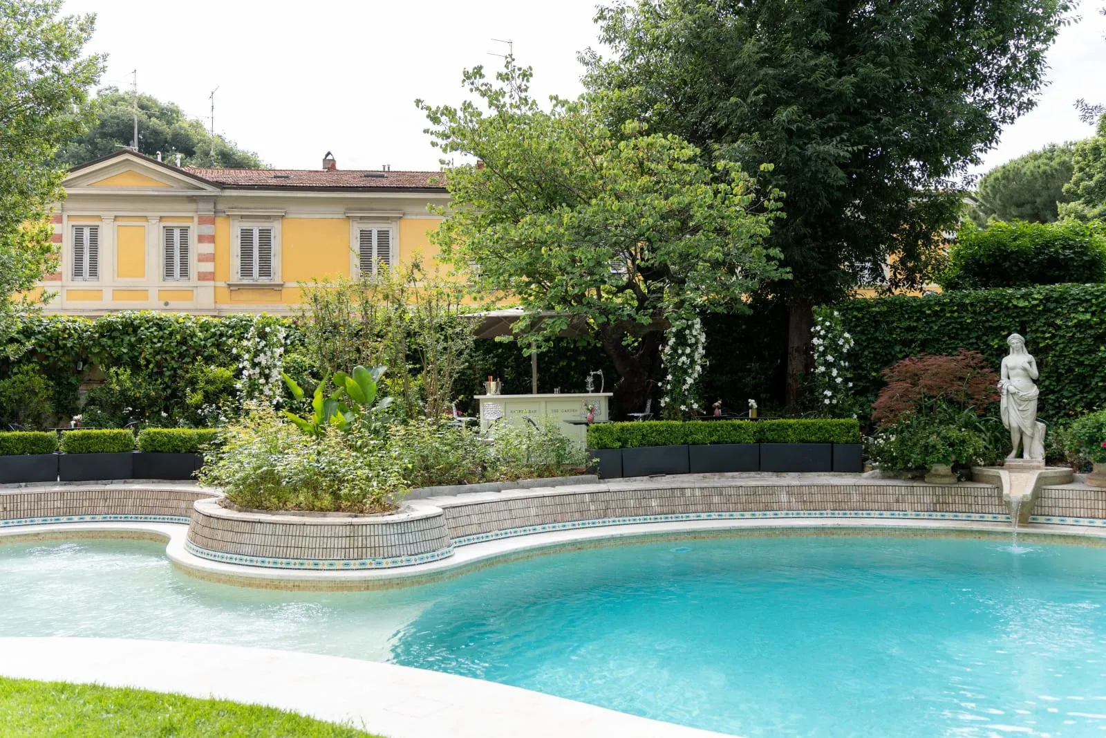 Sina Villa Medici, Autograph Collection photo 5