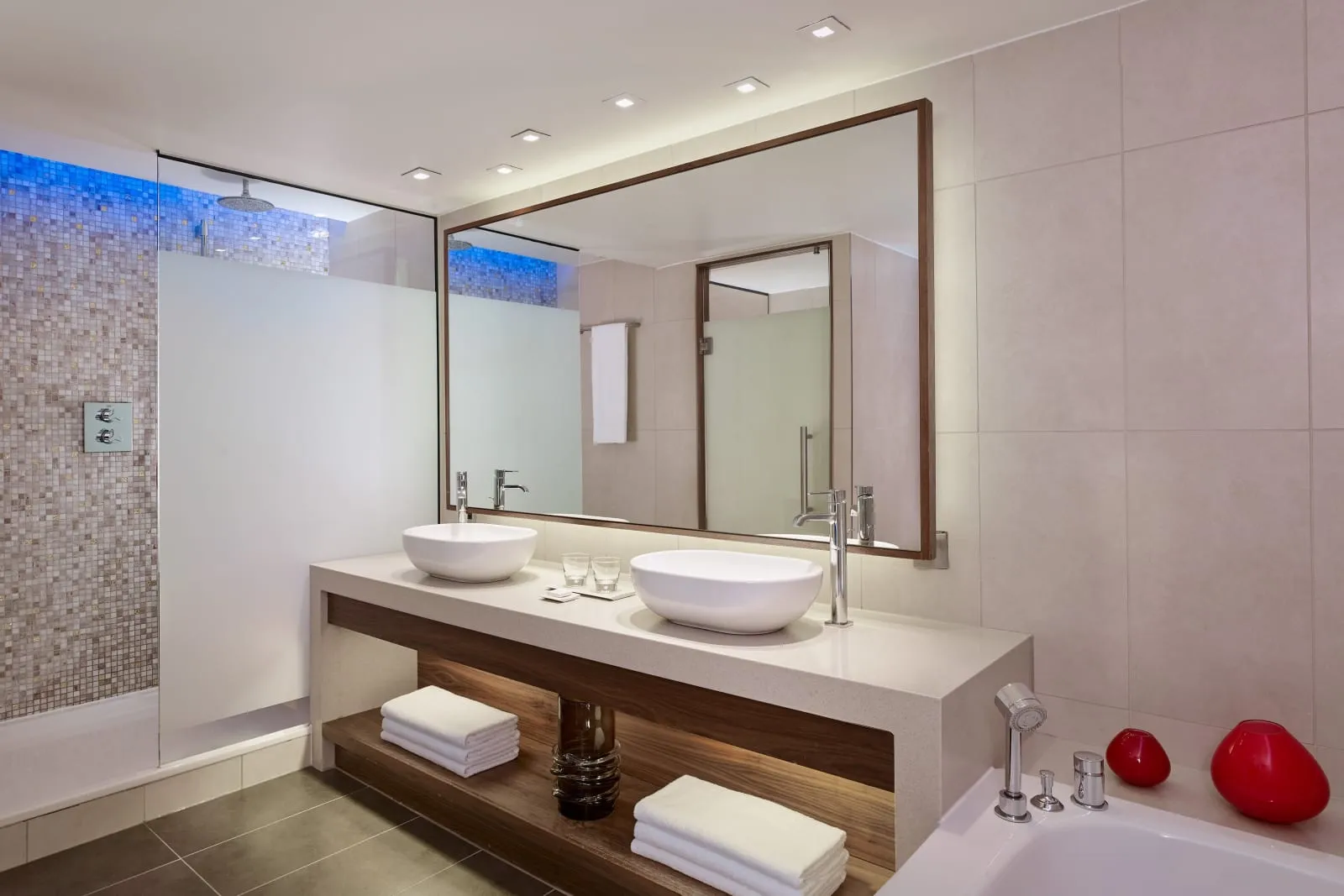 Sheraton Grand Hotel & Spa photo 3
