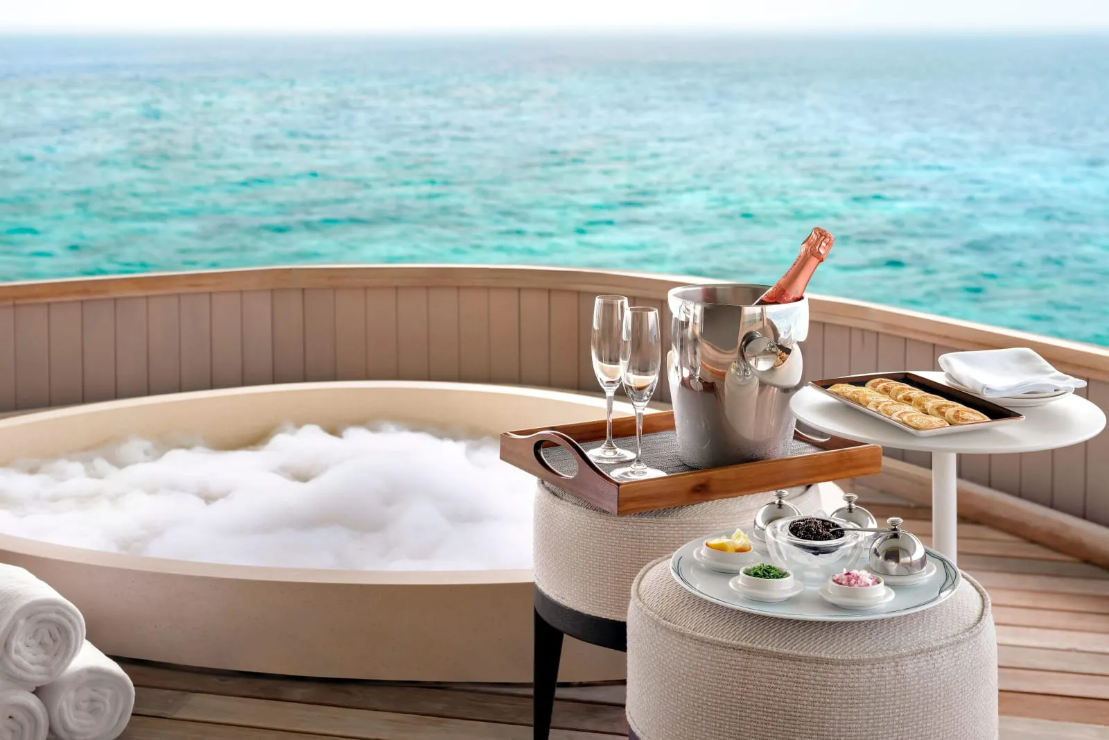 The St. Regis Maldives Vommuli Resort photo 4