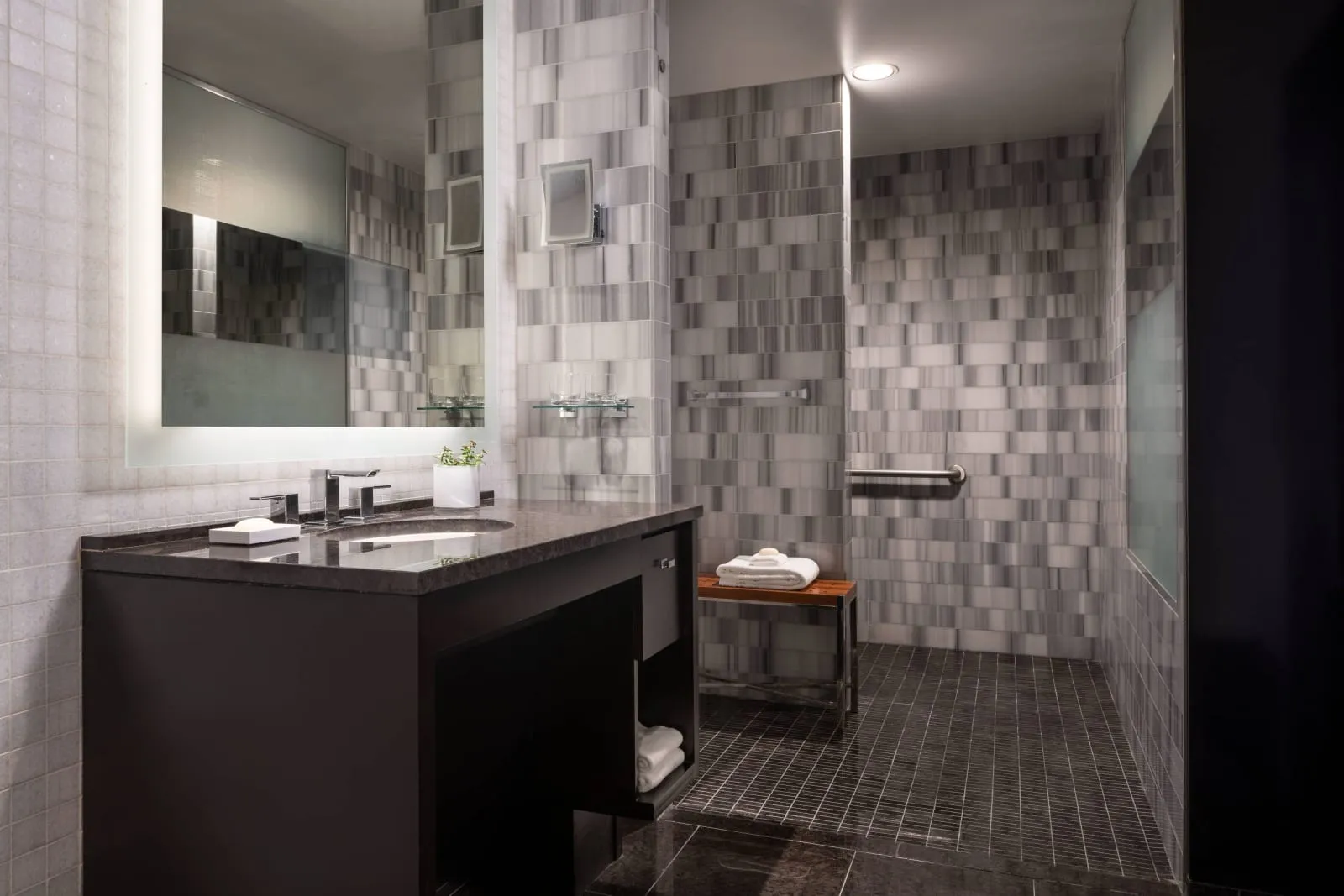 The Ritz-Carlton, Los Angeles photo 2