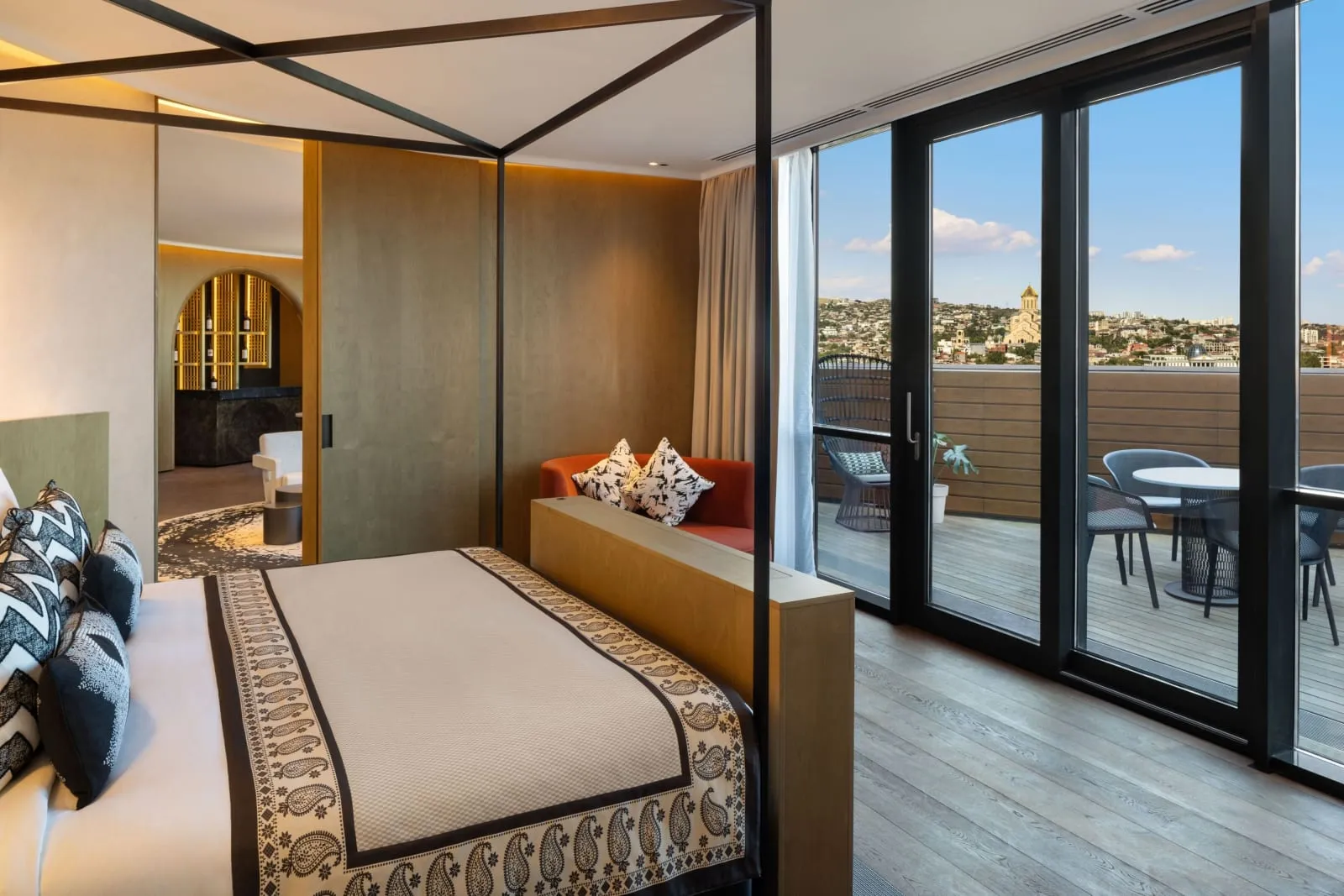 Paragraph Freedom Square, a Luxury Collection Hotel, Tbilisi photo 5