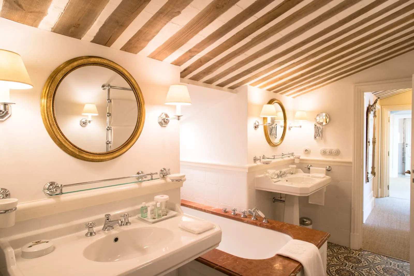 Airelles, La Bastide de Gordes photo 4