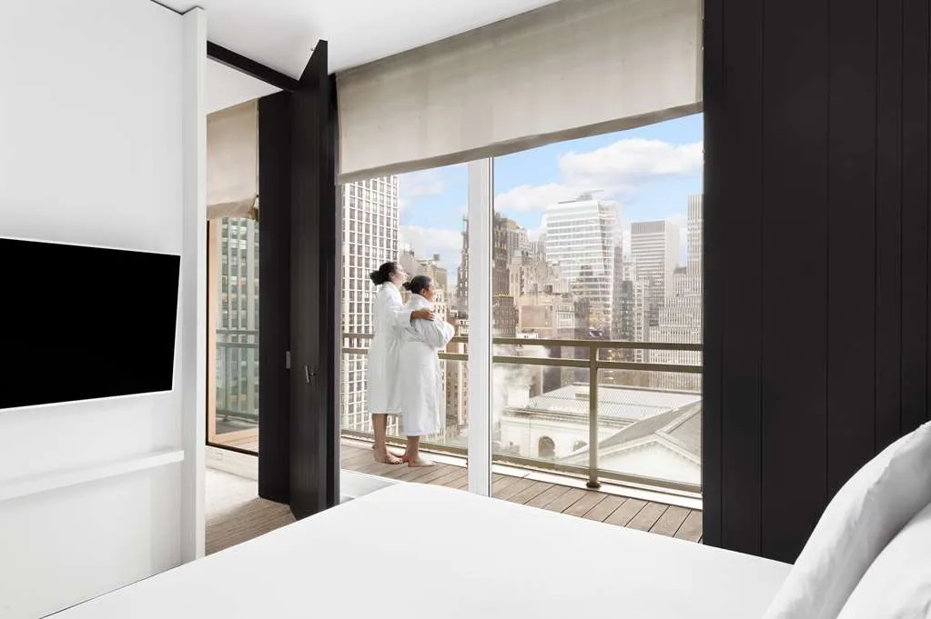 Andaz 5th Avenue, by Hyatt photo 2