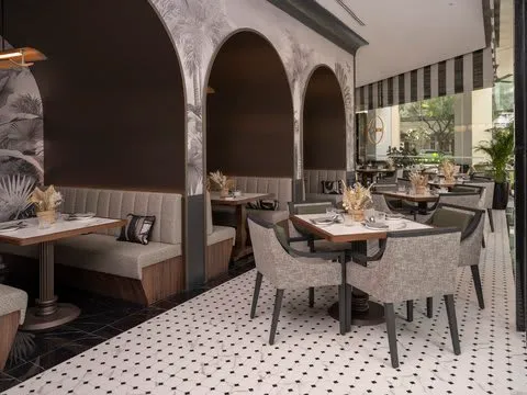 The Robertson House by The Crest Collection photo 5