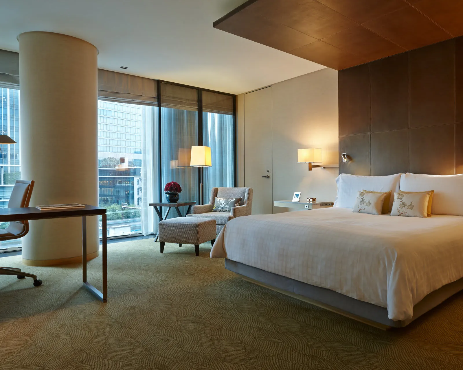 Four Seasons Hotel Tokyo at Marunouchi photo 2