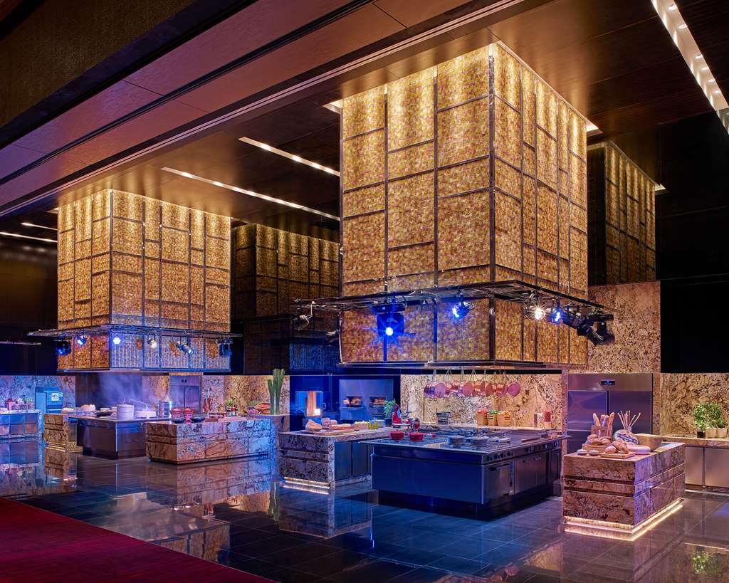 Grand Hyatt Manila photo 4