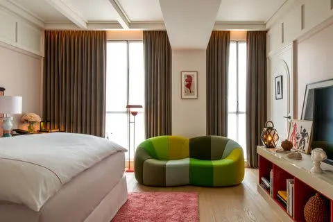Experimental Marais photo 3