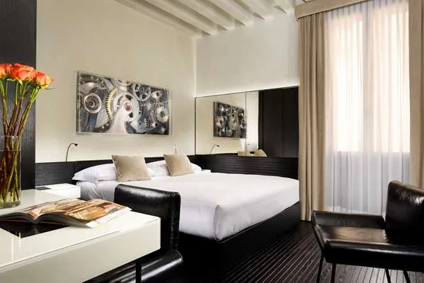 The Venice Venice Hotel photo 2