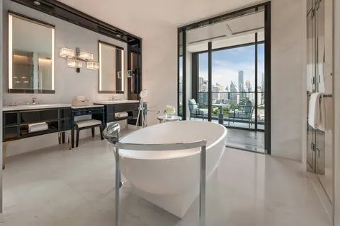 The Ritz-Carlton, Bangkok photo 2