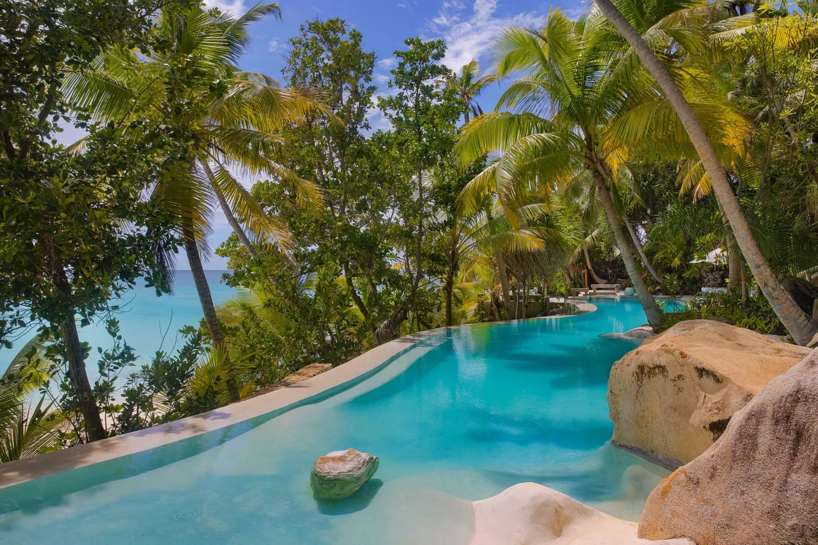 North Island, a Luxury Collection Resort, Seychelles photo 2
