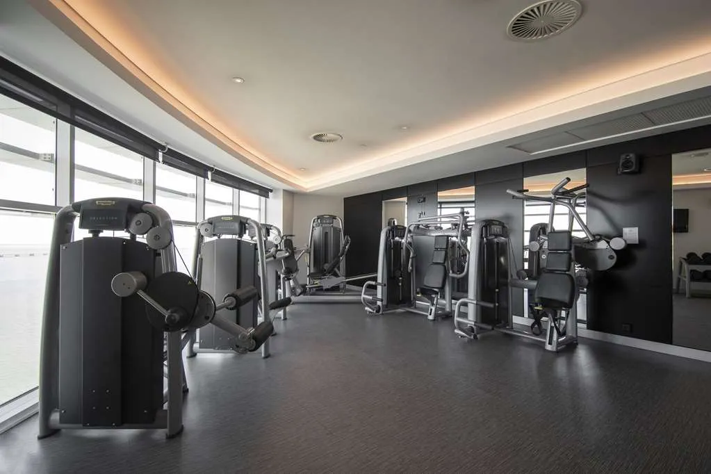 MYRIAD by SANA Hotels photo 4