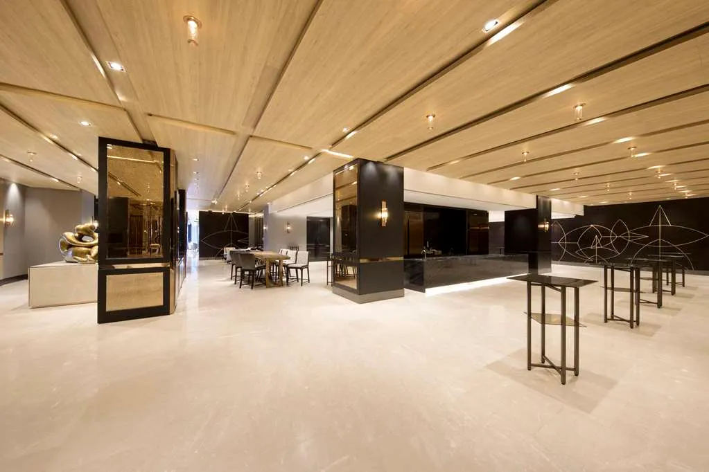 Hyatt Regency Bangkok Sukhumvit photo 3