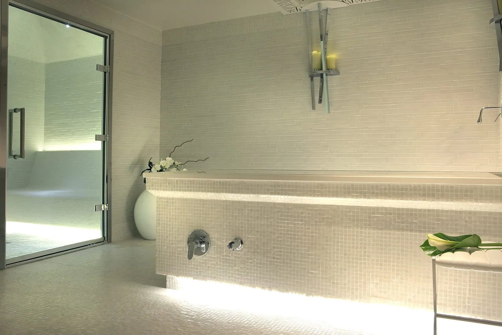 Five Seas by Inwood Hotels photo 3