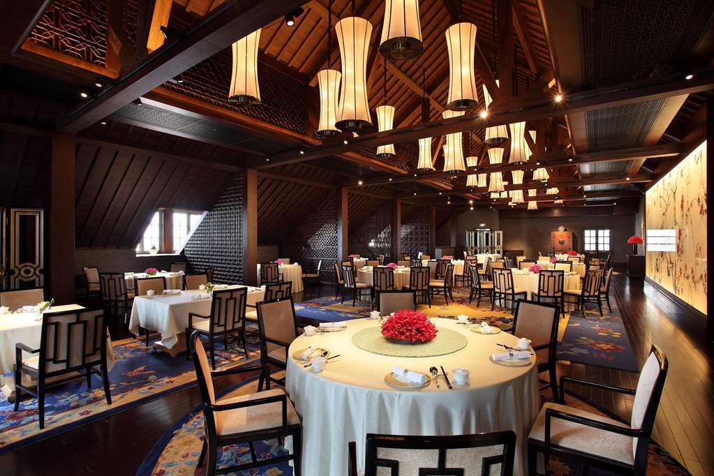 Waldorf Astoria Shanghai on the Bund photo 2