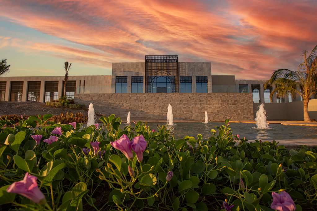 Alila Hinu Bay photo 1