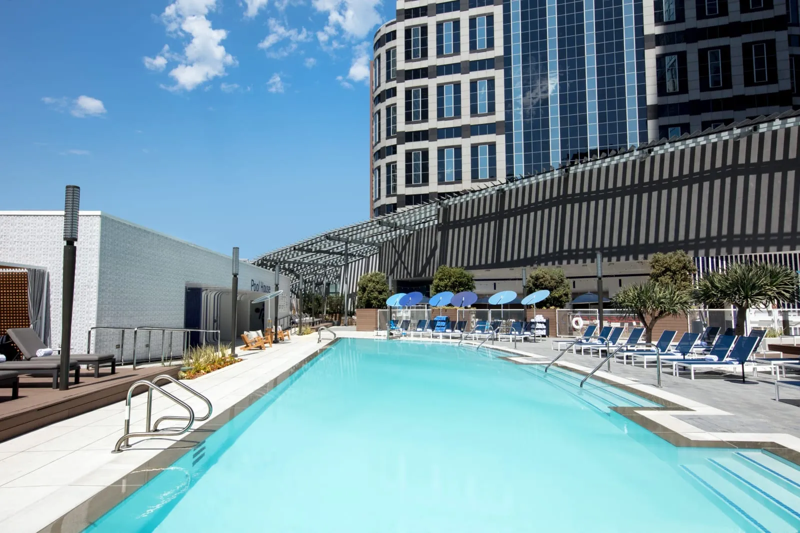 Doubletree by Hilton Los Angeles Downtown photo 5