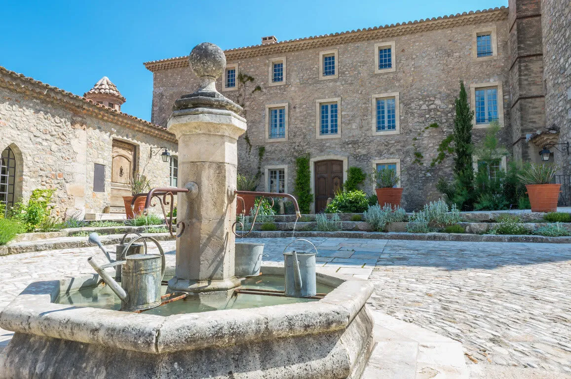 Château de Berne photo 3