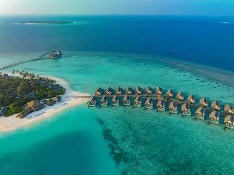 Emerald Faarufushi Resort & Spa - Deluxe All Inclusive photo 3
