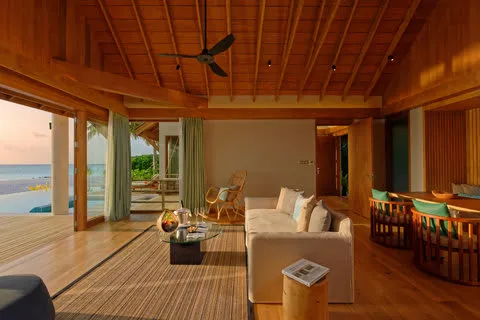 Emerald Faarufushi Resort & Spa - Deluxe All Inclusive photo 4