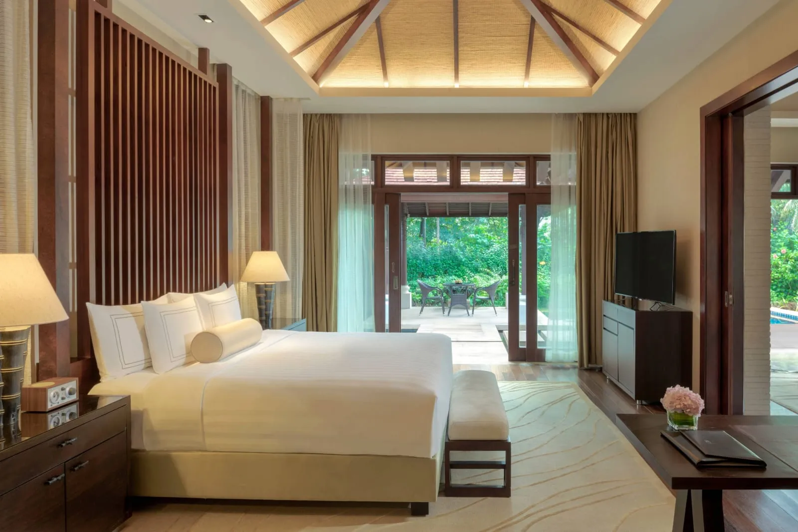 The Ritz-Carlton Sanya, Yalong Bay photo 2