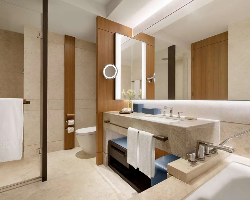 Kerry Hotel Hong Kong by Shangri-la photo 2